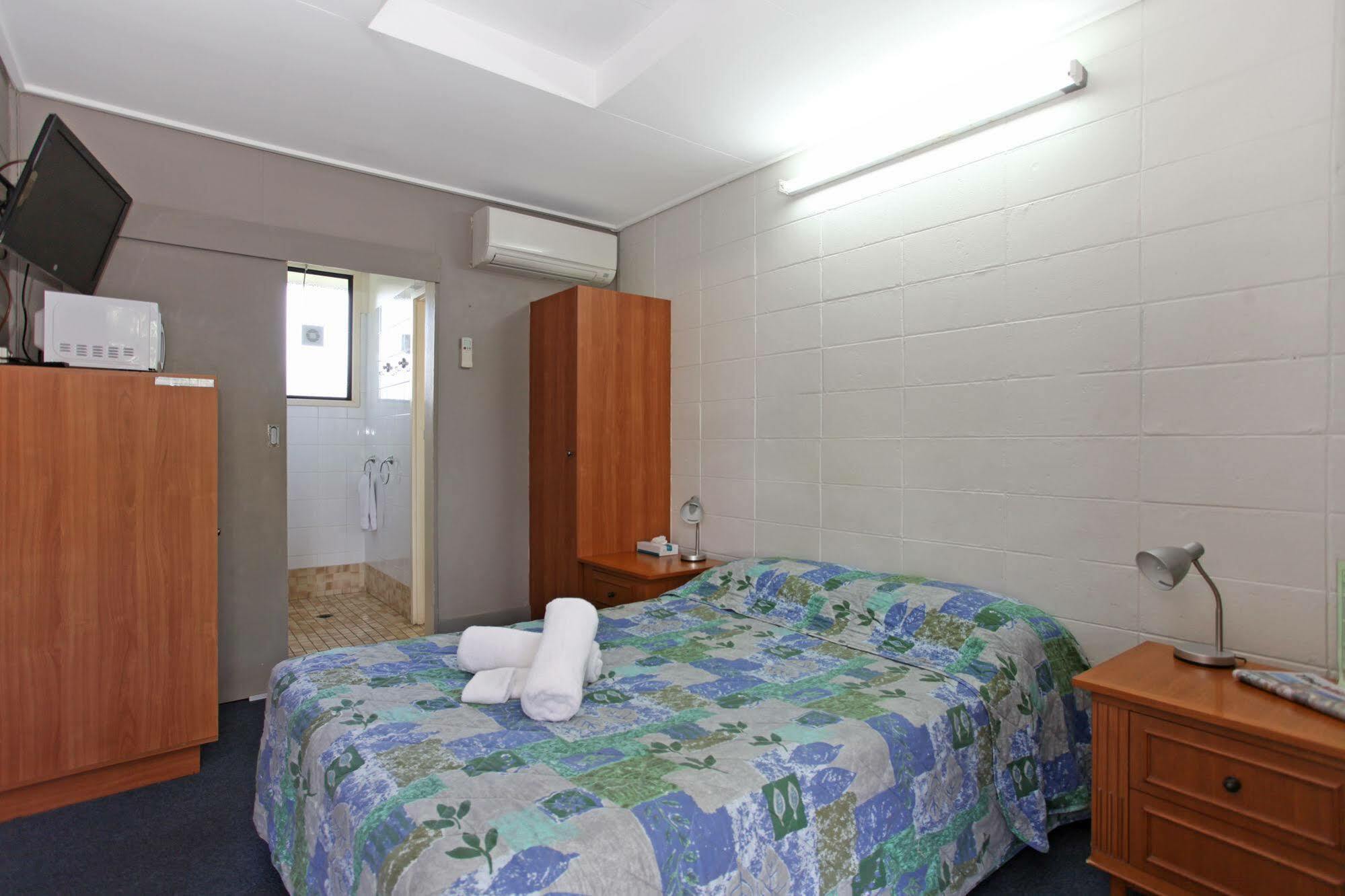Sarina Tandara Hotel Motel מראה חיצוני תמונה