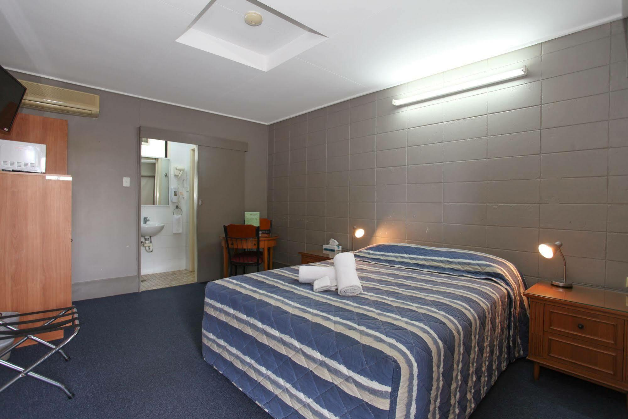 Sarina Tandara Hotel Motel מראה חיצוני תמונה