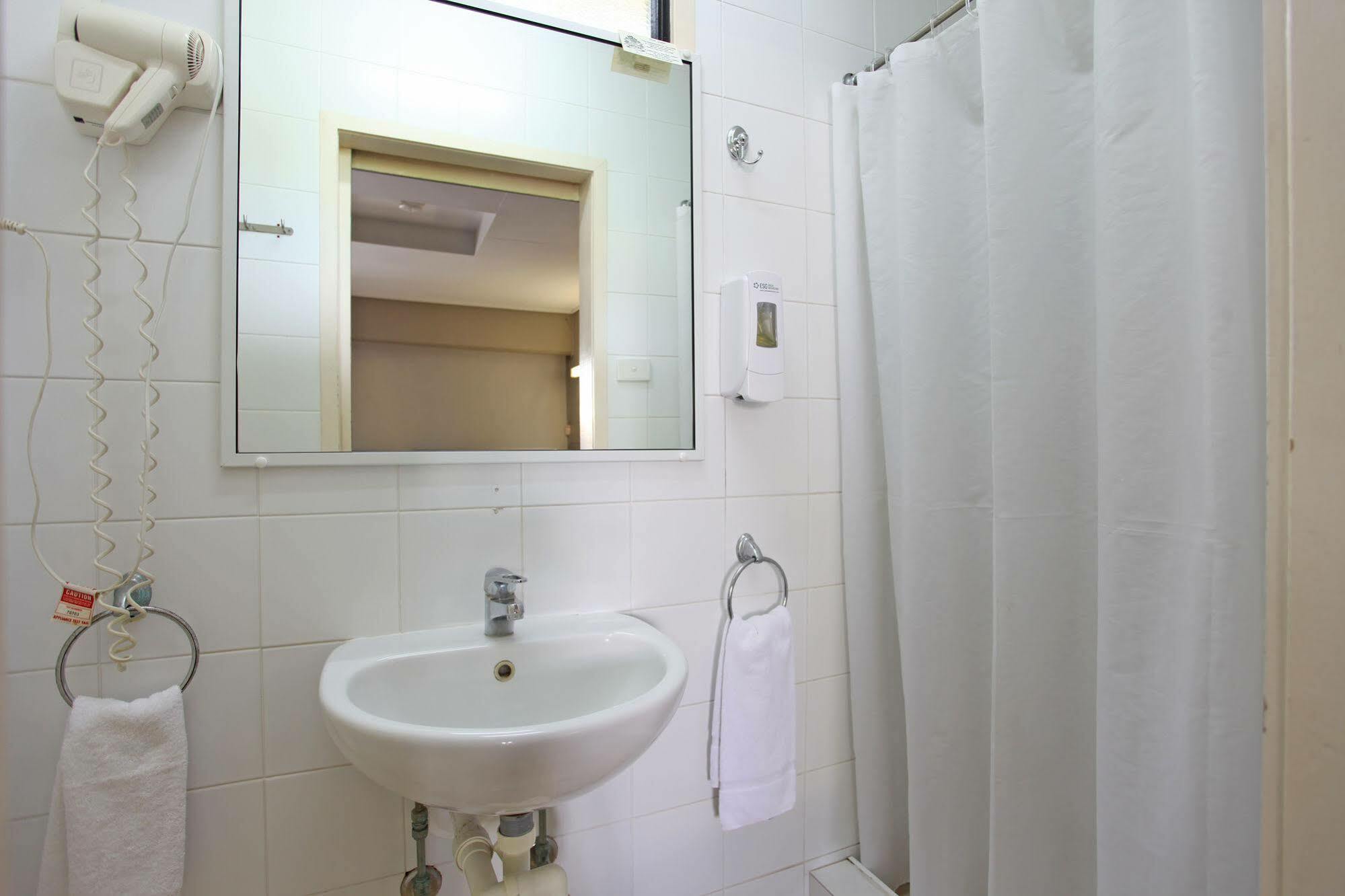 Sarina Tandara Hotel Motel מראה חיצוני תמונה