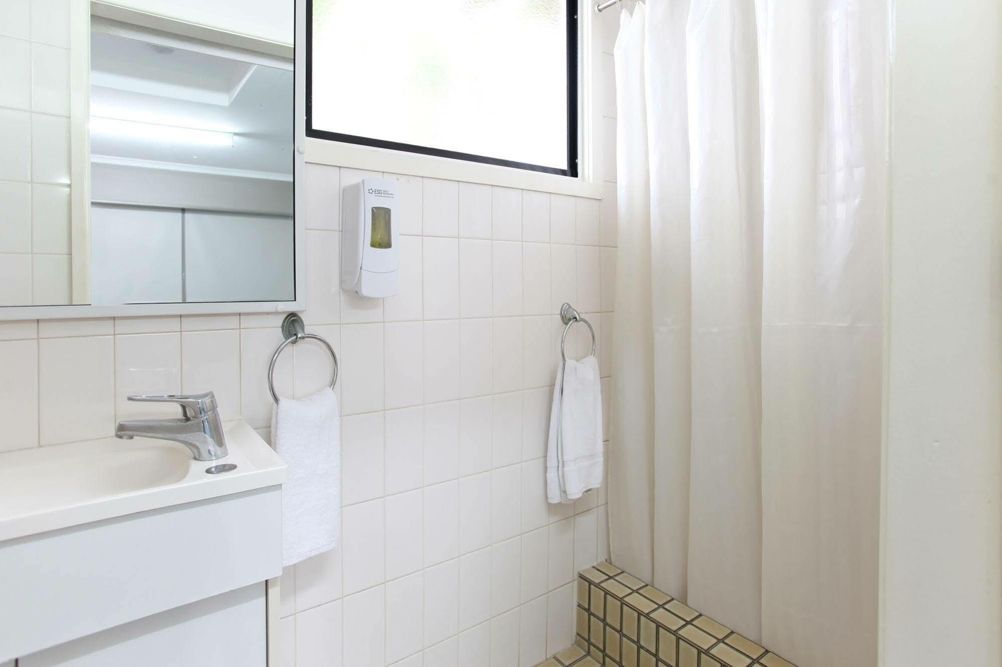 Sarina Tandara Hotel Motel מראה חיצוני תמונה