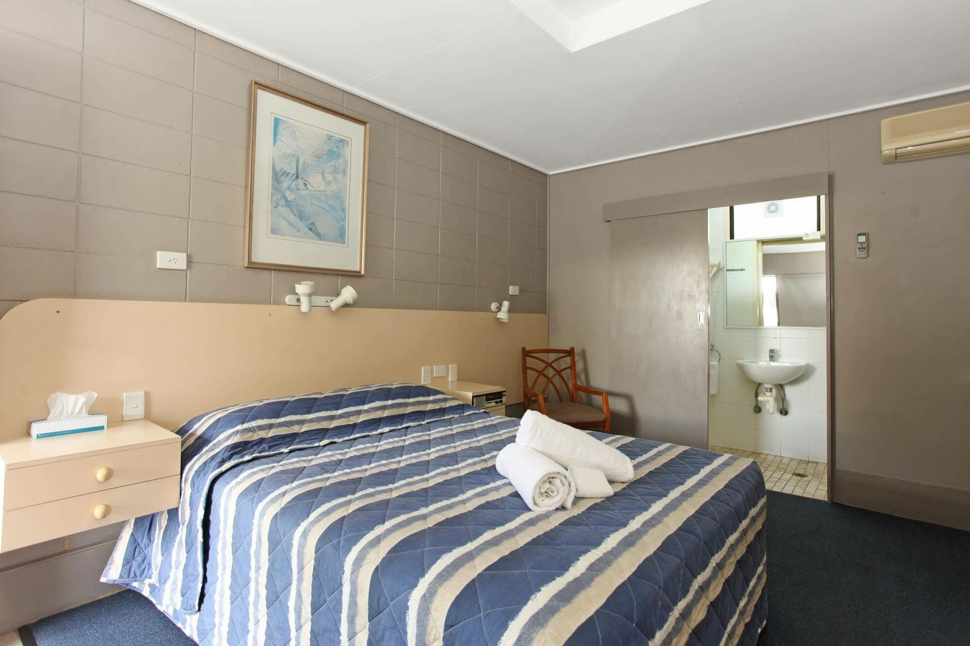 Sarina Tandara Hotel Motel מראה חיצוני תמונה