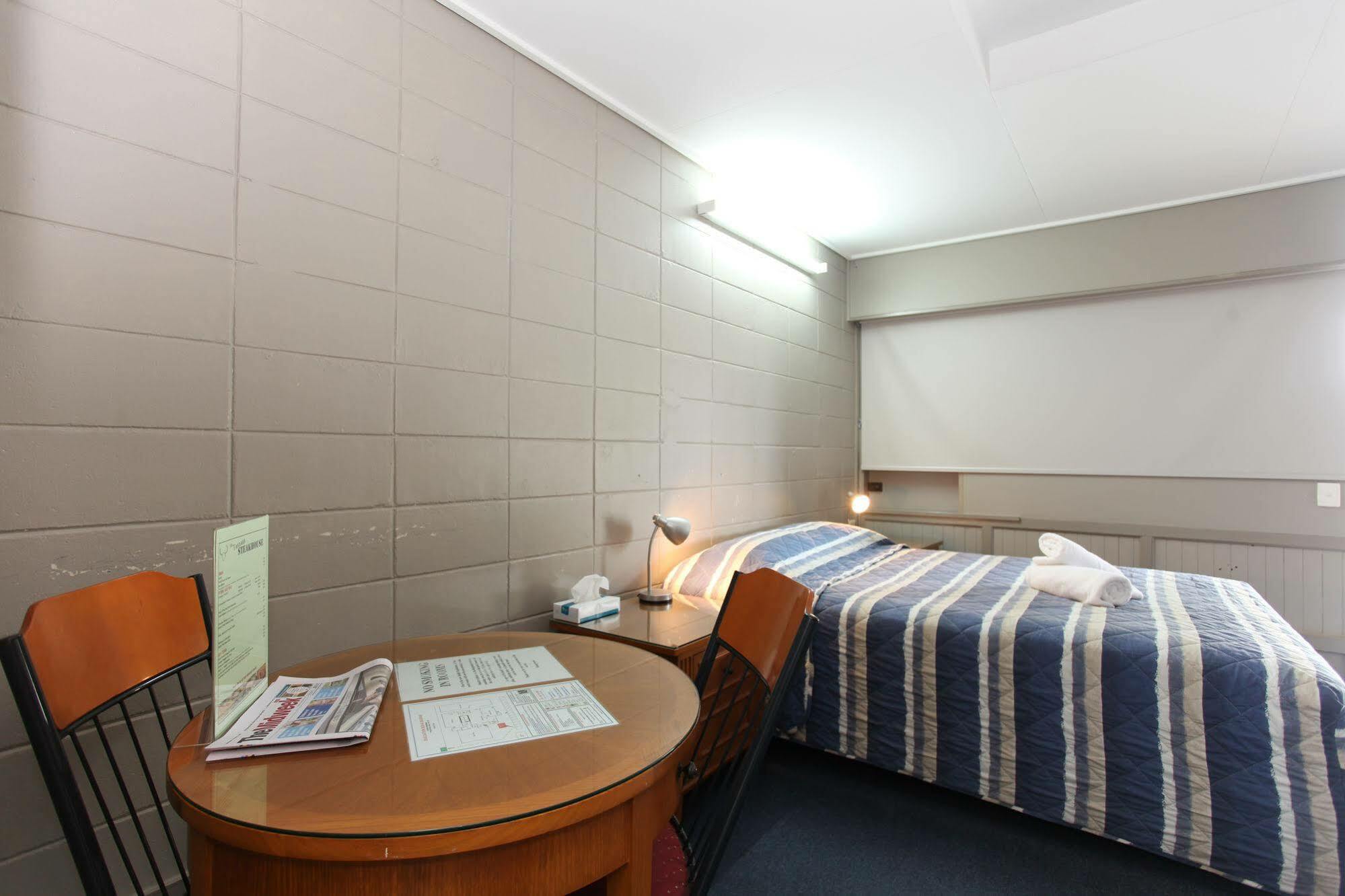 Sarina Tandara Hotel Motel מראה חיצוני תמונה