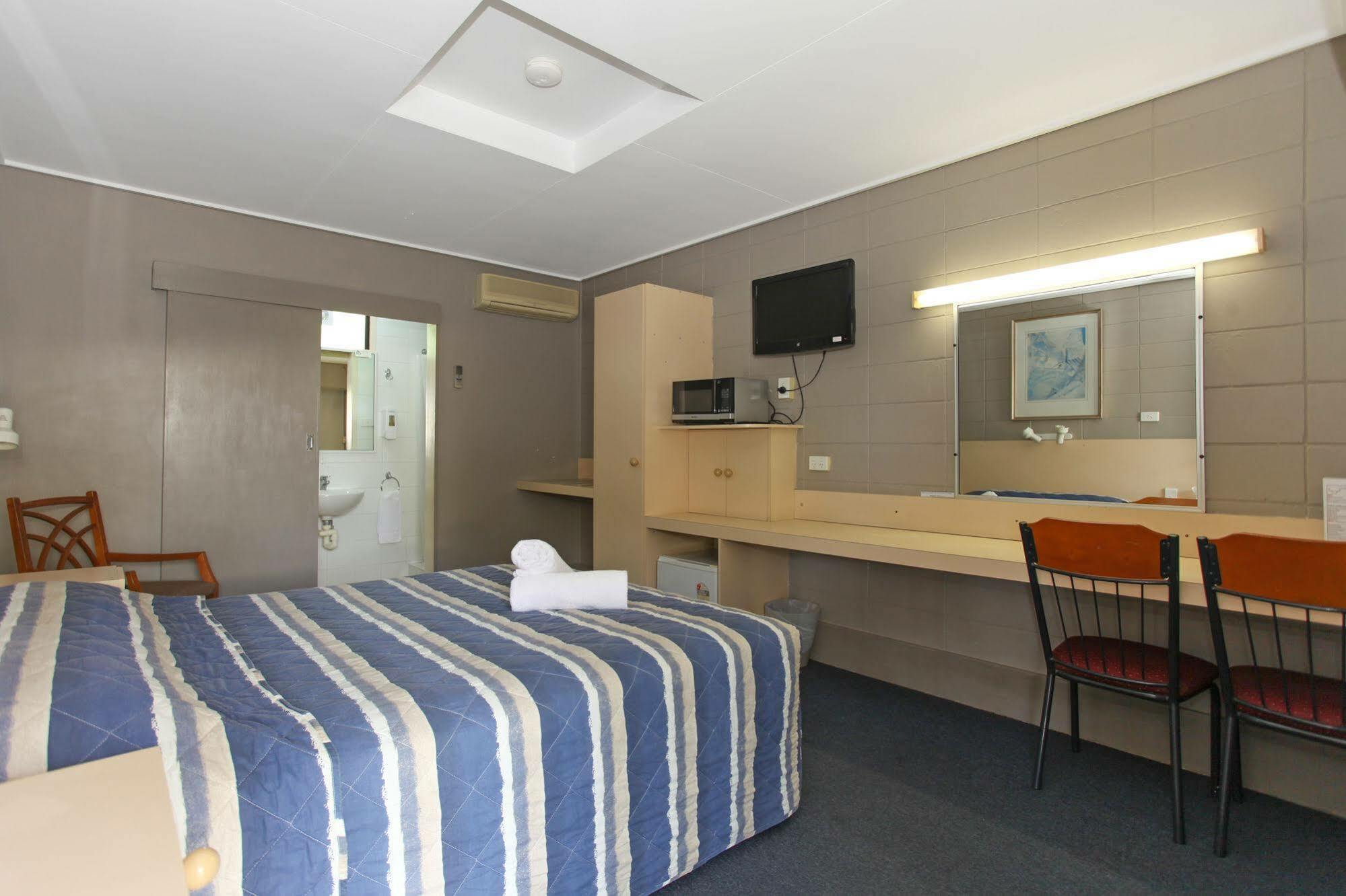 Sarina Tandara Hotel Motel מראה חיצוני תמונה