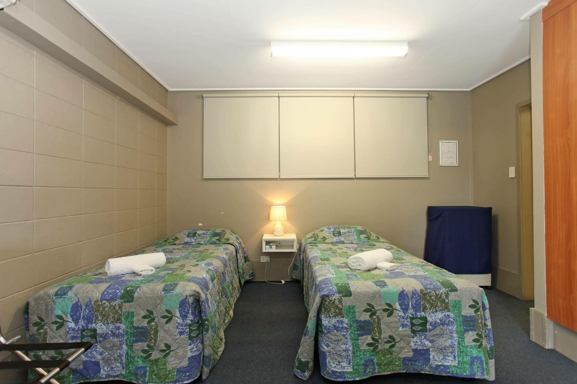 Sarina Tandara Hotel Motel מראה חיצוני תמונה